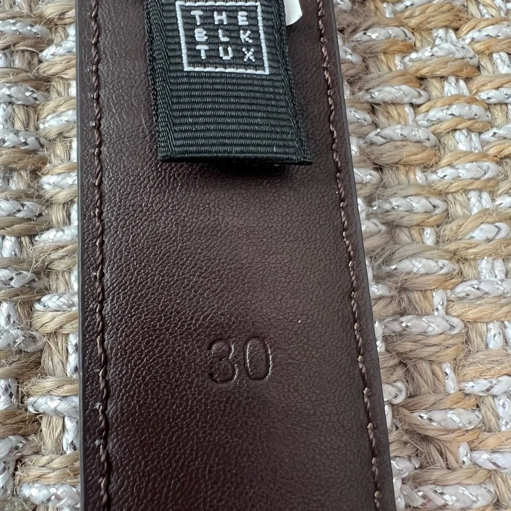 The Black Tux classic leather Brown Belt silver tone buckle Men’s size 30
